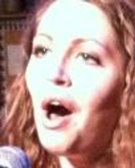 Michelle Kritselis Headshot