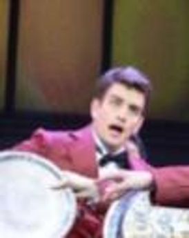 Shayne Kennon Headshot