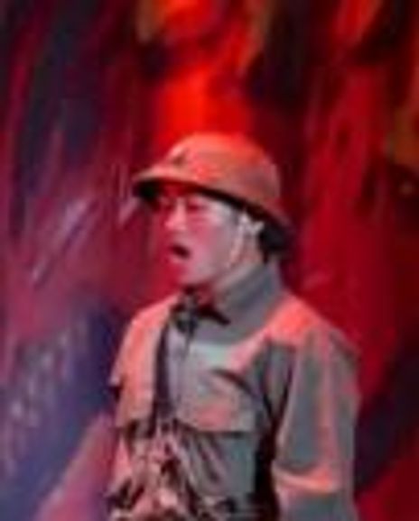 Glen Llanes Headshot