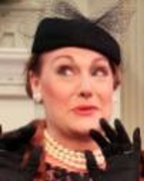 Carole Healey Headshot