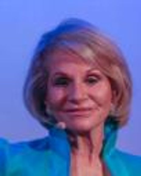 Tonia Tecce Headshot