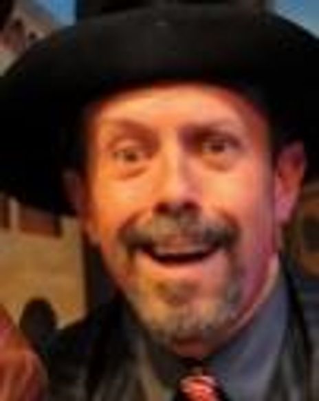 Michael Farina Headshot