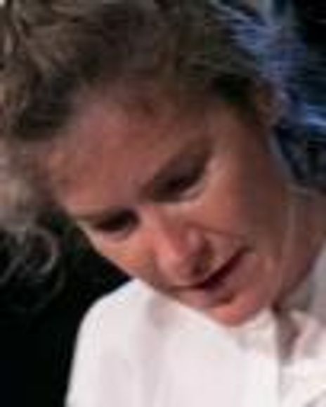 Veronika Nelson Headshot