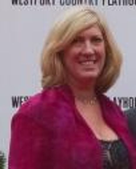 Judy Phares Headshot