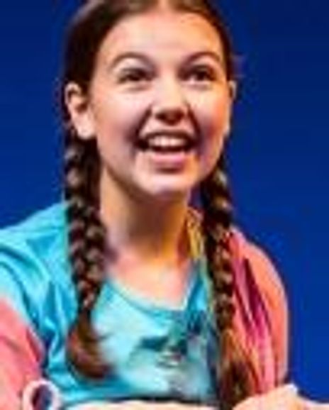 Emma Thvedt Headshot