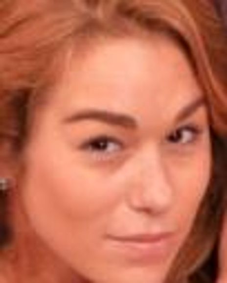 Lucy Lavely Headshot