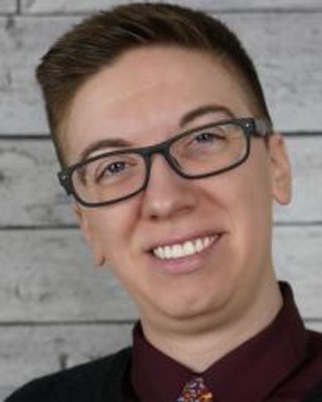 Andi Lee Carter Headshot