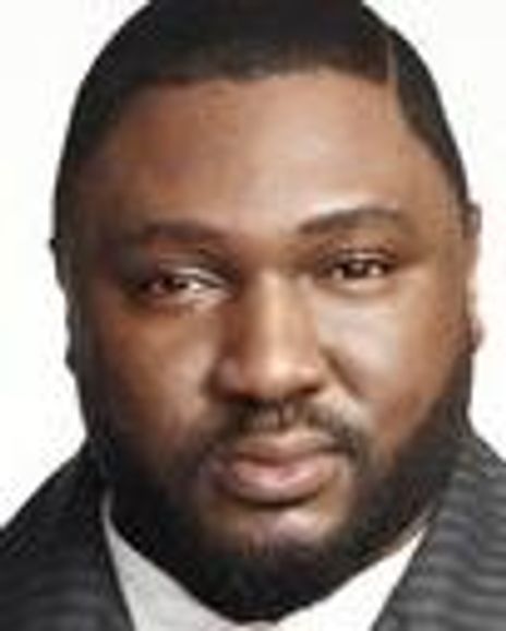 Nonso Anozie Headshot