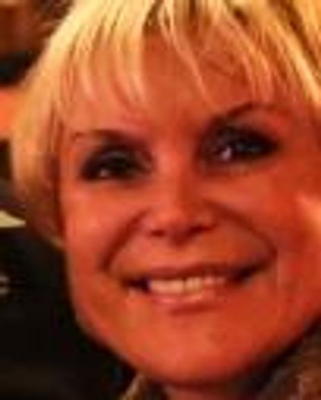 Wendy Ferman Headshot