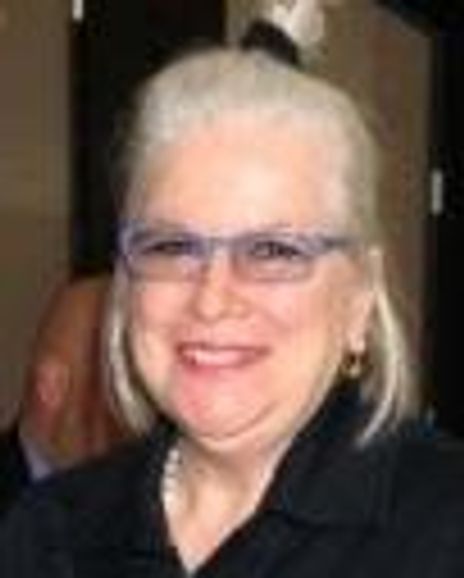 Maureen Baranov Headshot