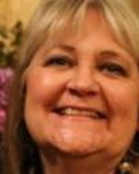 Debbi Bush Whiting Headshot