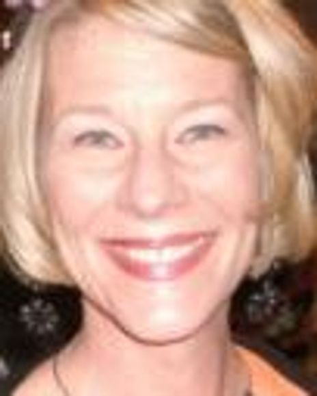 Kristin Larsen Headshot