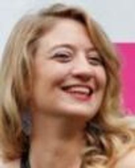 Heidi Shreck Headshot