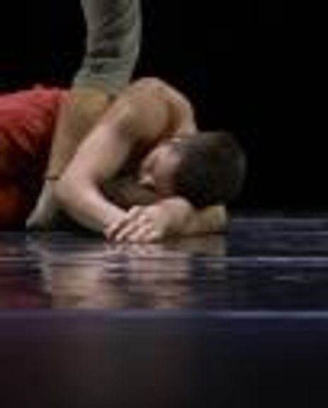 Anisa Tejpar Headshot