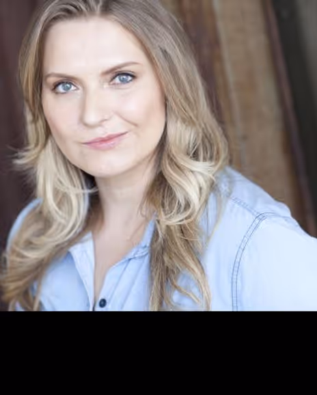 Nicole Gorski Headshot