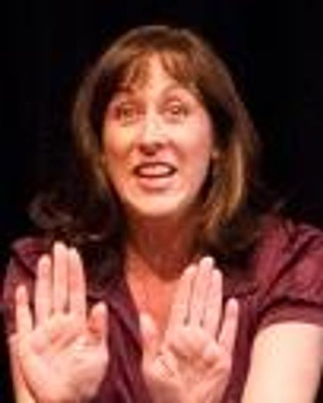 Kim Wellman Headshot