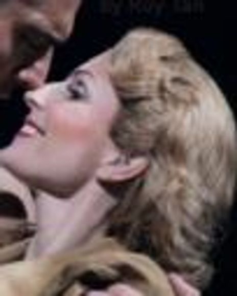 Rebecca Thorhill Headshot