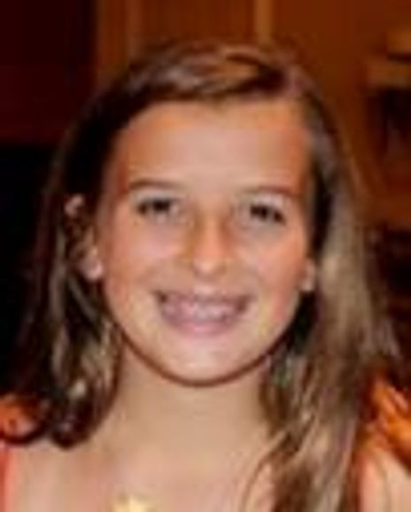 Isabel Kinney Headshot