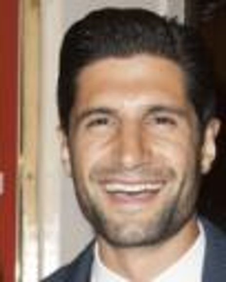 Kayvan Novak Headshot