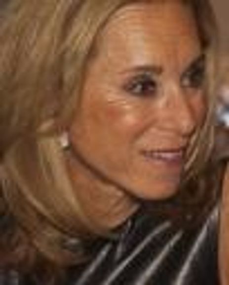 Pam Weston Headshot