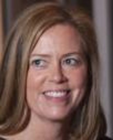 Catherine Funderberg Headshot