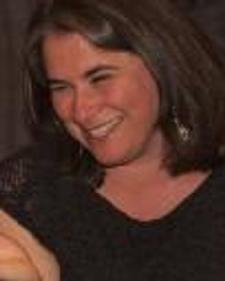 Janine Mileaf Headshot