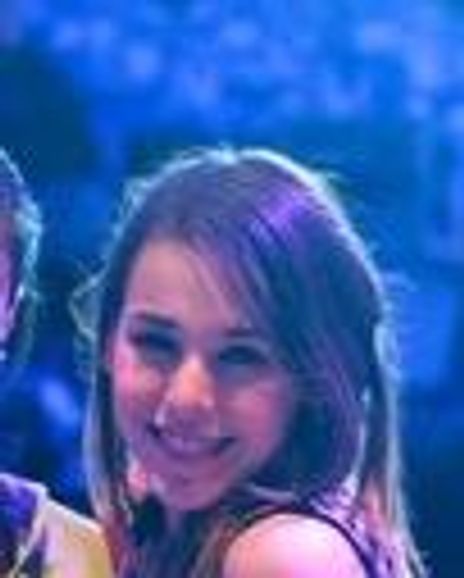 Ana Cecilia Headshot