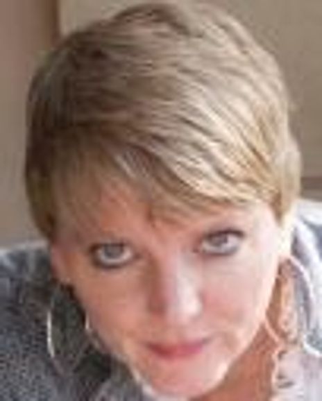 Alison Argnrim Headshot