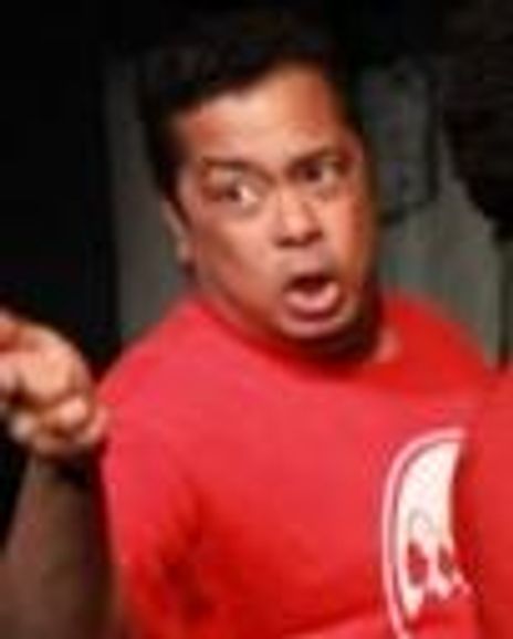 Linsey Falls Headshot