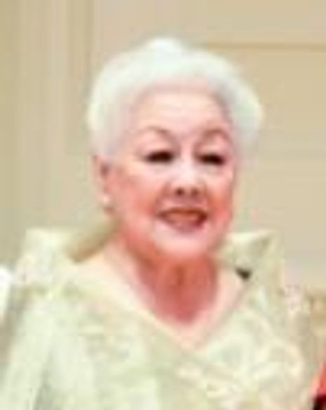 Lumen Castaneda Headshot