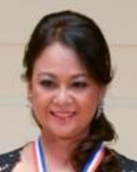 Grace Labaguis Headshot