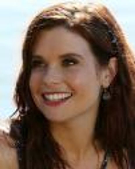 JoAnna Garcia Swisher Headshot