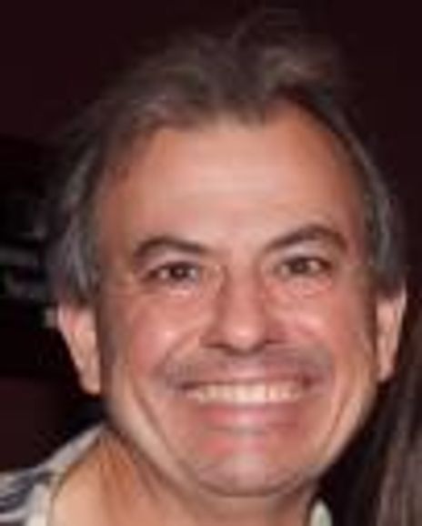 Coe Lamoureux Headshot