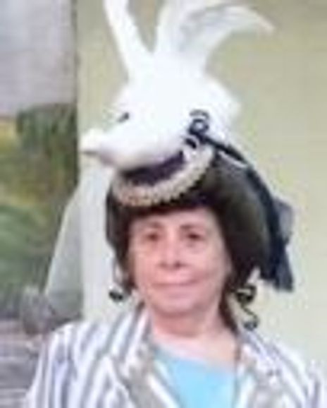 Carole Cuthbertson Headshot