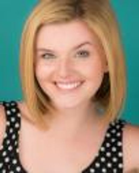 Lauren Echausse Headshot