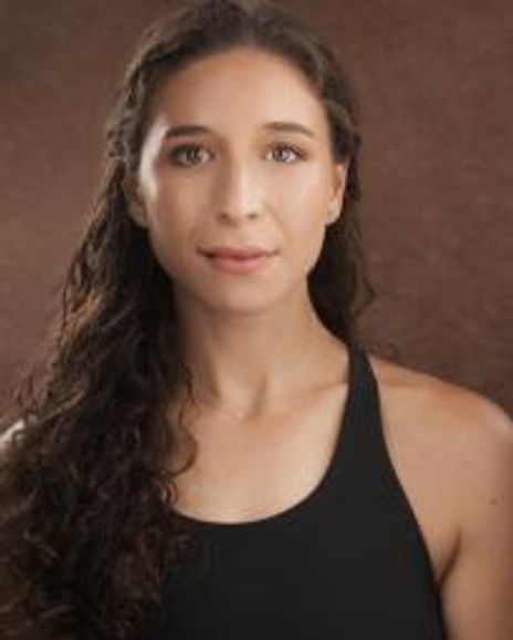 Abby Goldfarb Headshot