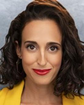 Danelle Rivera Headshot