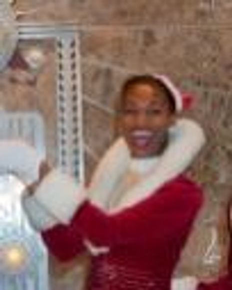 Jennifer Laroche Headshot