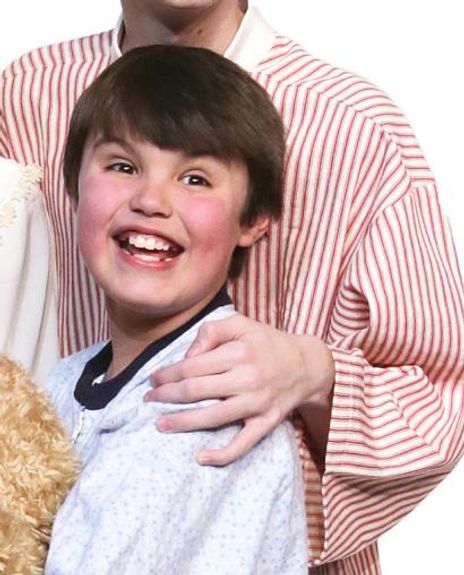 Noah Hackbart Headshot