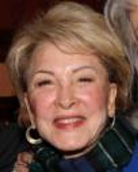 Ginny Manicini Headshot