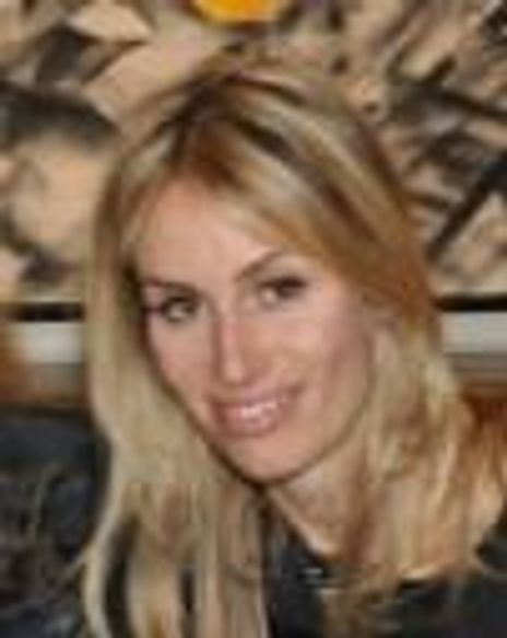 Carola Jain Headshot