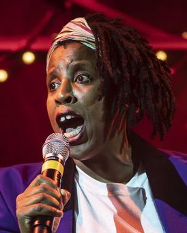 Melanie Marshall Headshot