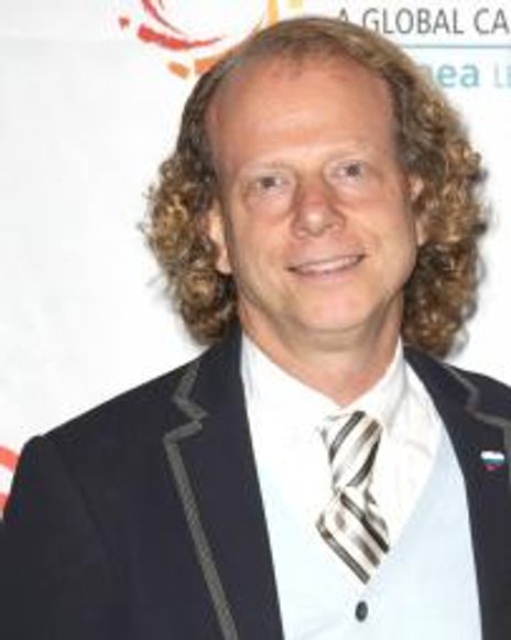 Bruce Cohen Headshot