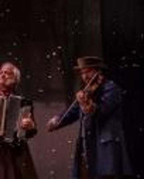 Andrew Coil Headshot