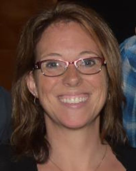 Denise Stillwell Headshot