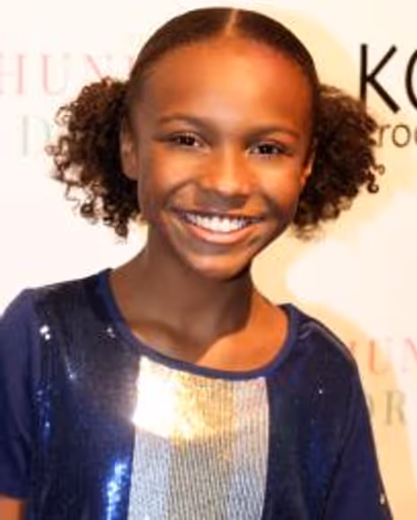 Kaci Walfall Headshot