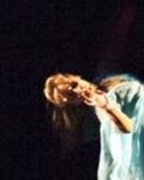 Tara Thomas Headshot