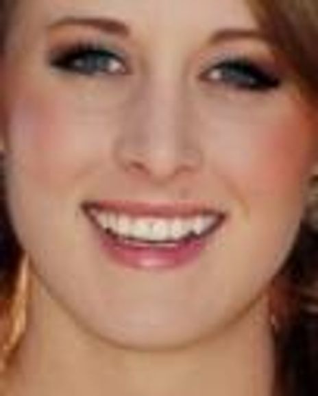 Liza Bronner Headshot