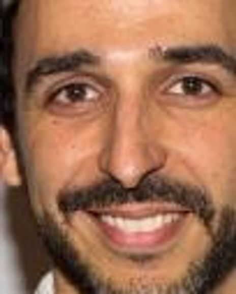 Amir Arinson Headshot