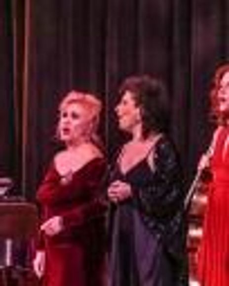 Jillian Laurain Headshot